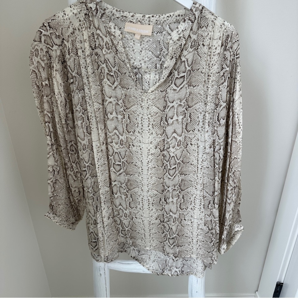 grand & greene Beige Snake-Print V-Neck Blouse Size Large